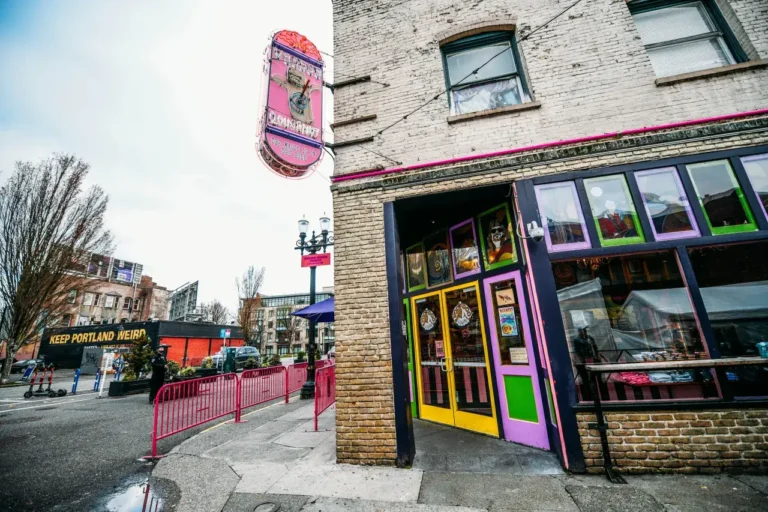 Voodoo Donuts Old Town Portland